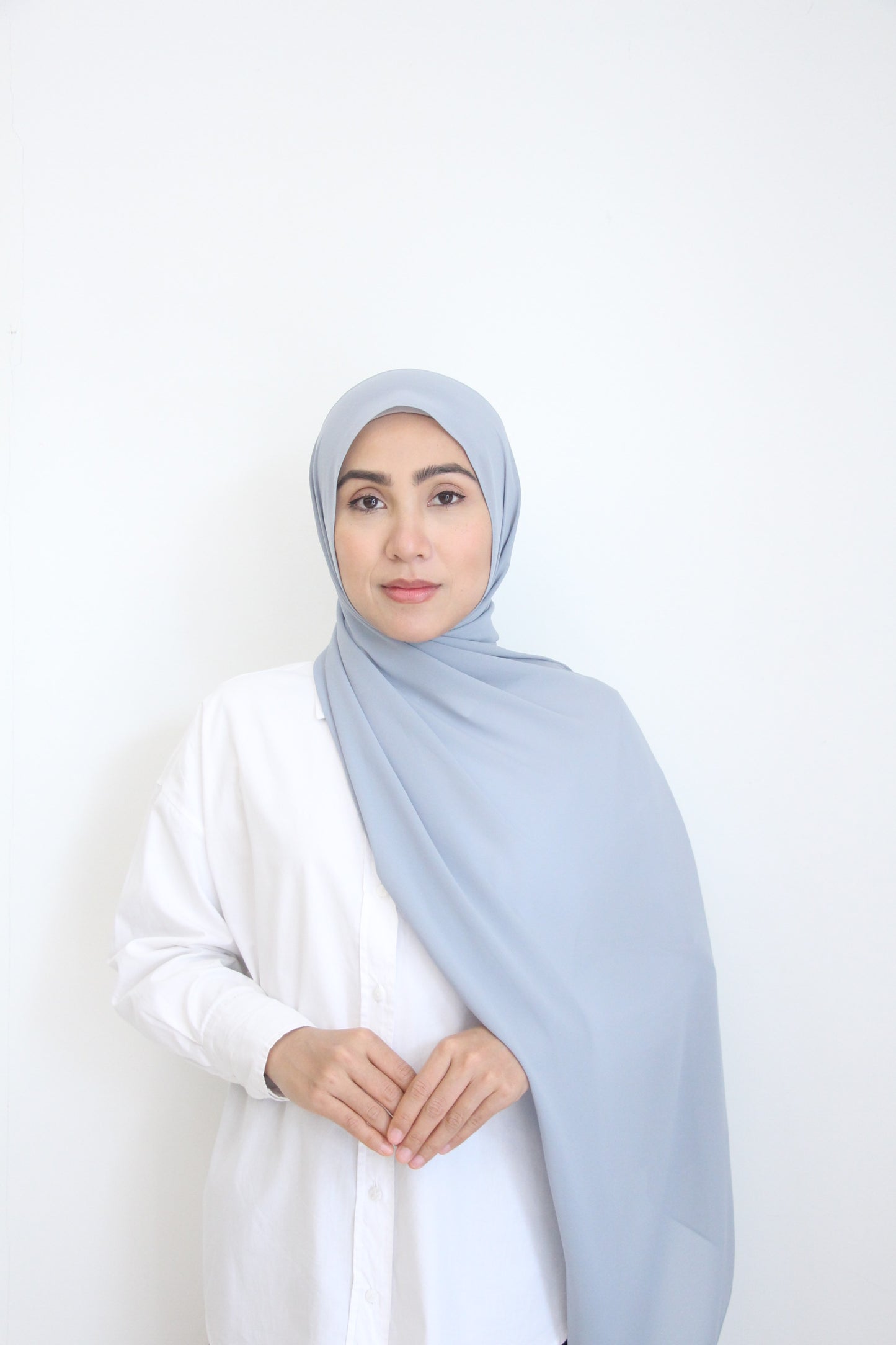 LILI | Blue Grey