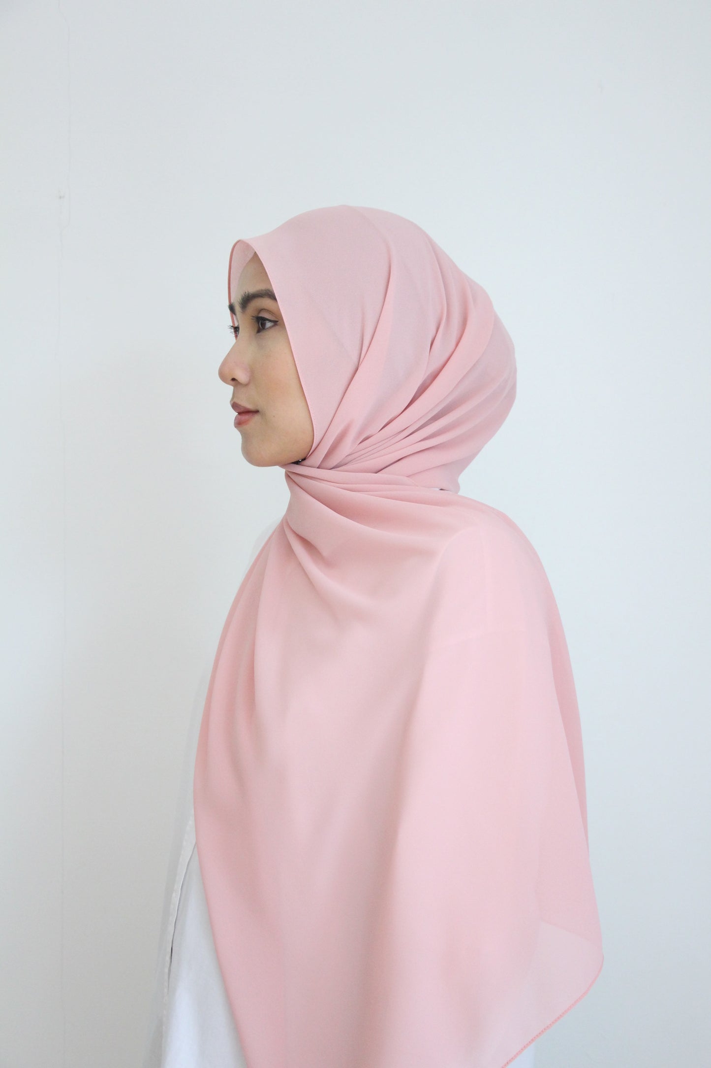 LILI | Pink Salmon
