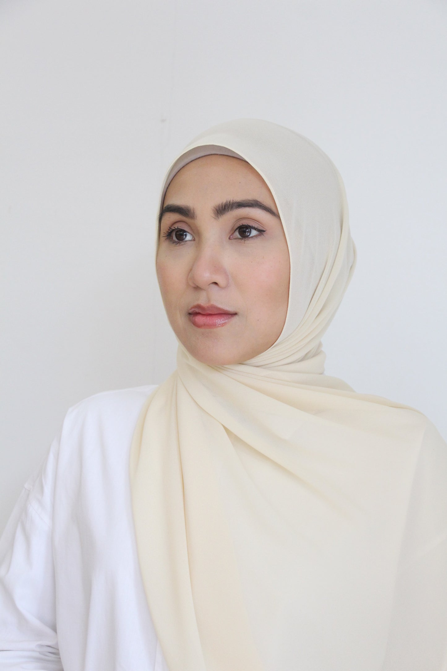 LILI | Pale Yellow