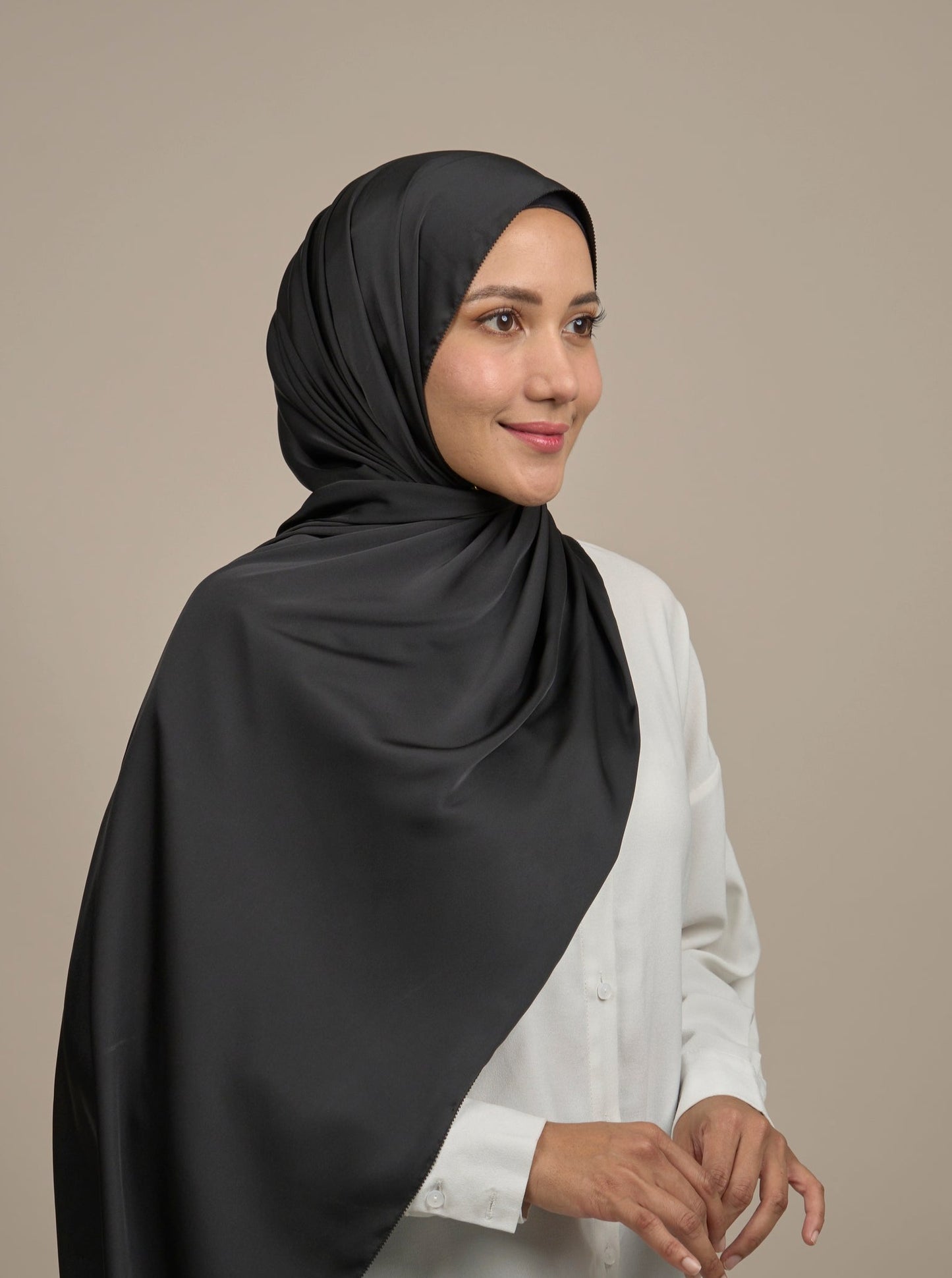 VERA | Black