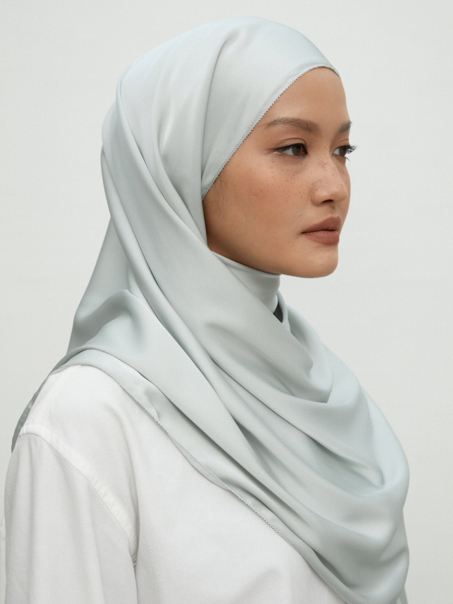 VERA | Grey Green