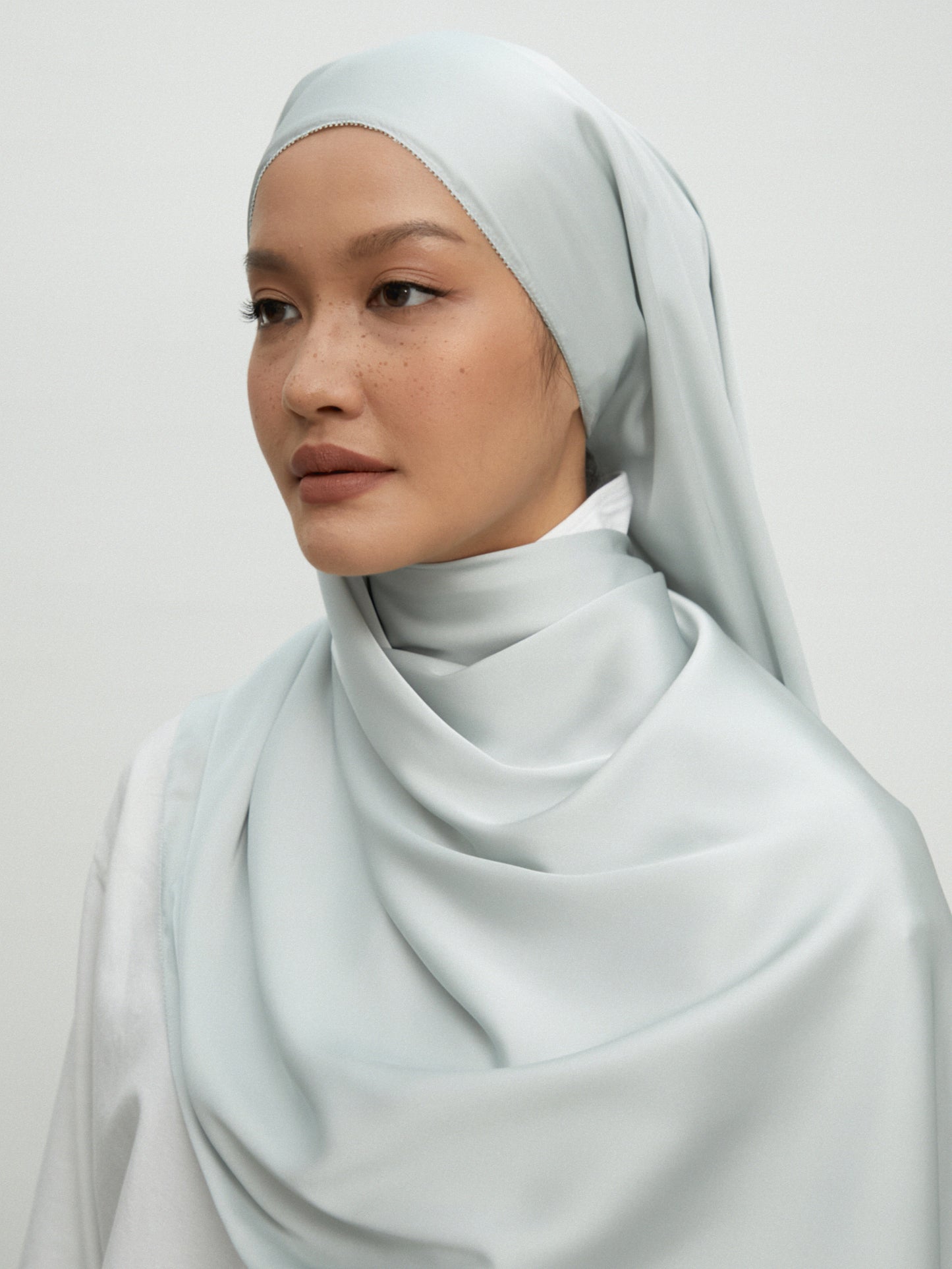 VERA | Grey Green
