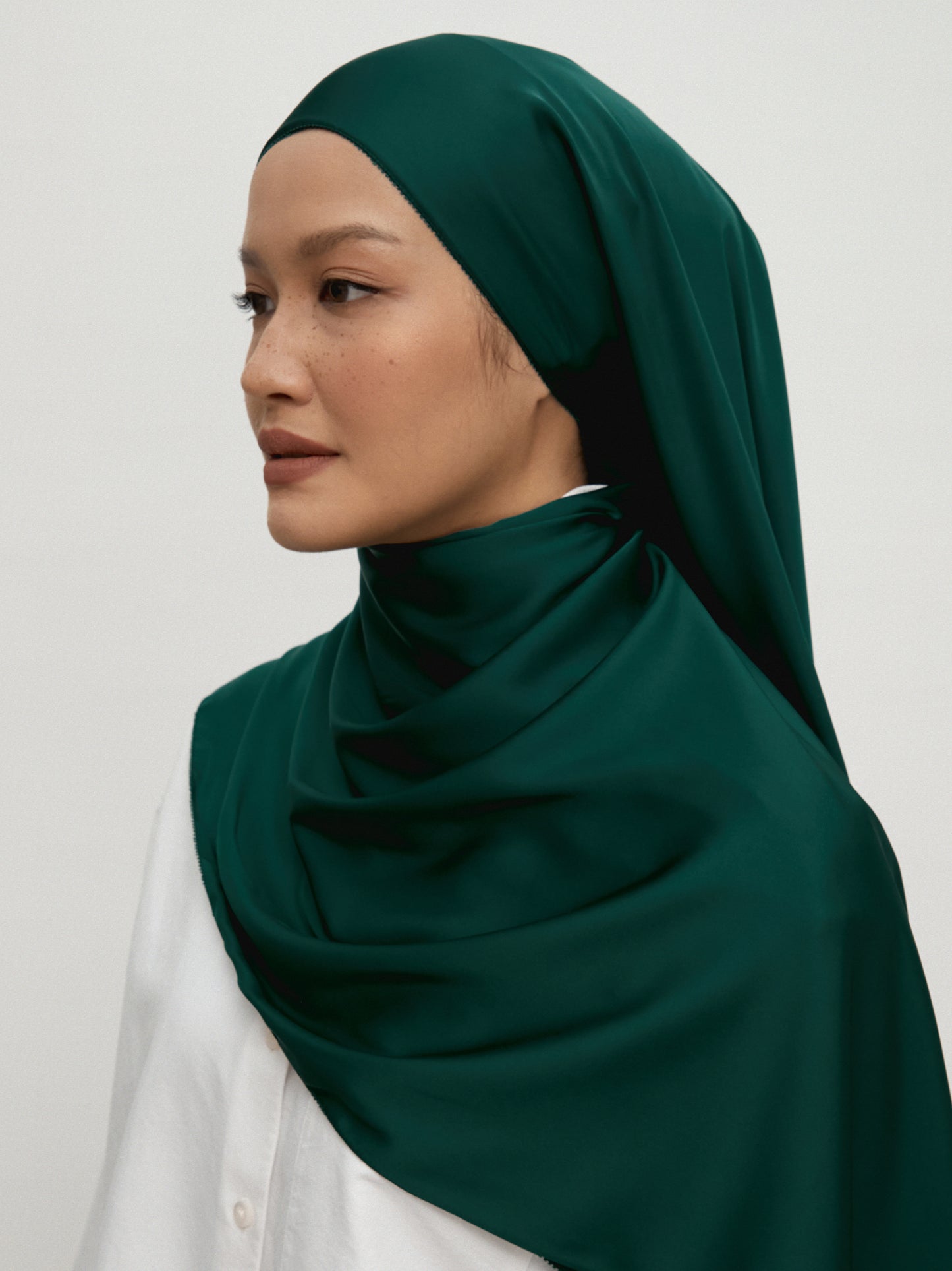VERA | Dark Emerald