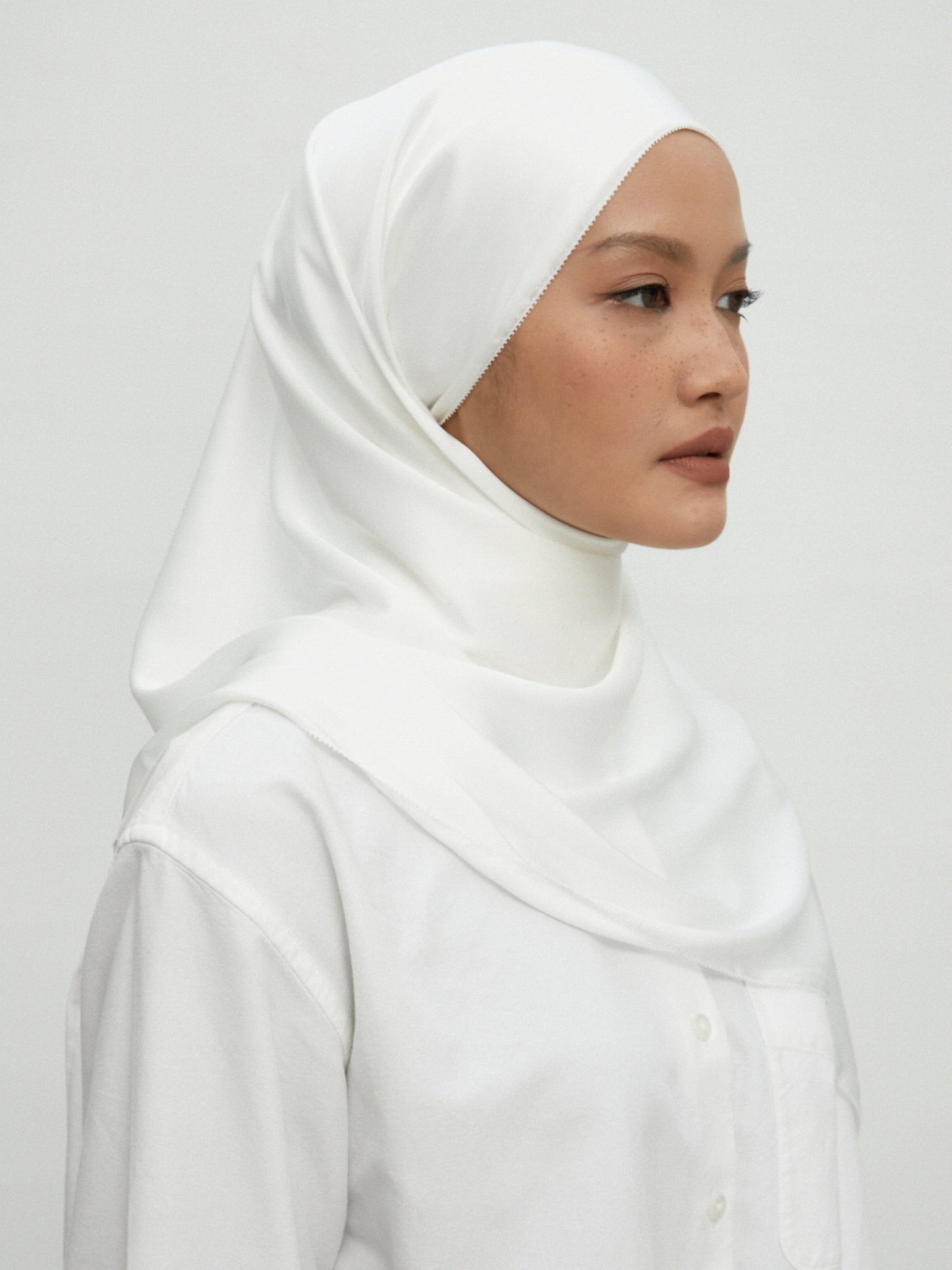 VERA | Off White
