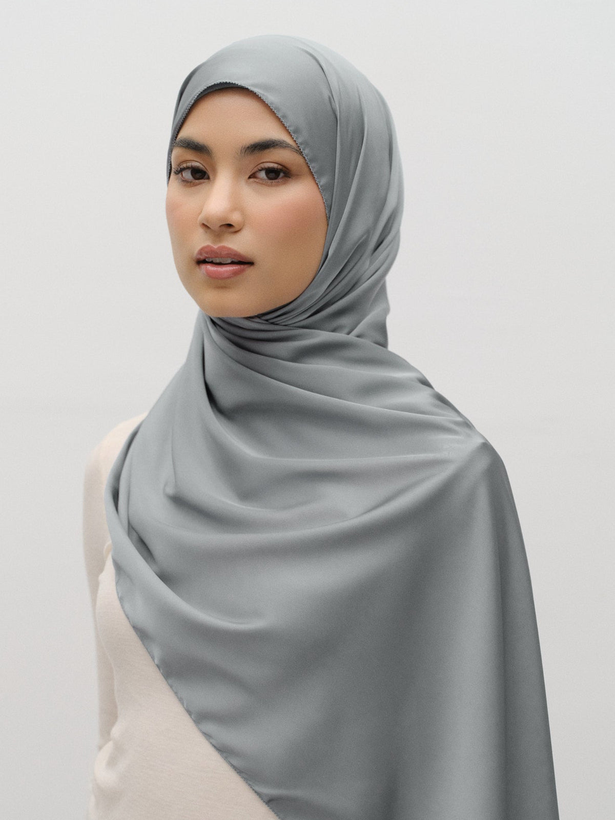 VERA | Ash Blue
