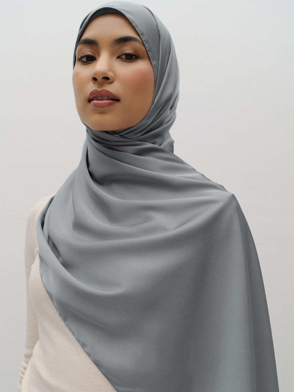 VERA | Ash Blue