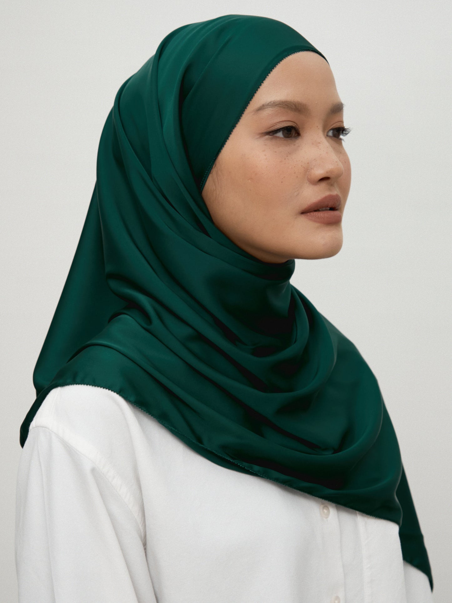 VERA | Dark Emerald